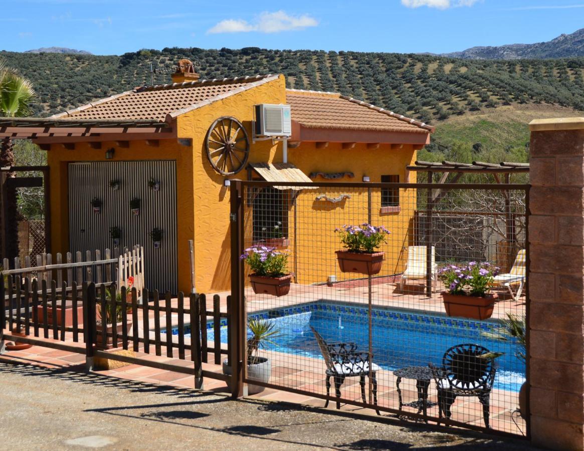 Cortijo Petra Bed & Breakfast Villanueva del Rosario Екстериор снимка