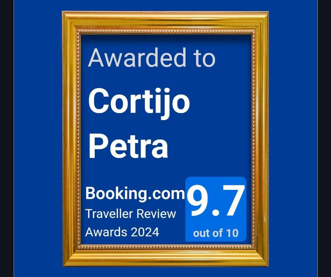 Cortijo Petra Bed & Breakfast Villanueva del Rosario Екстериор снимка